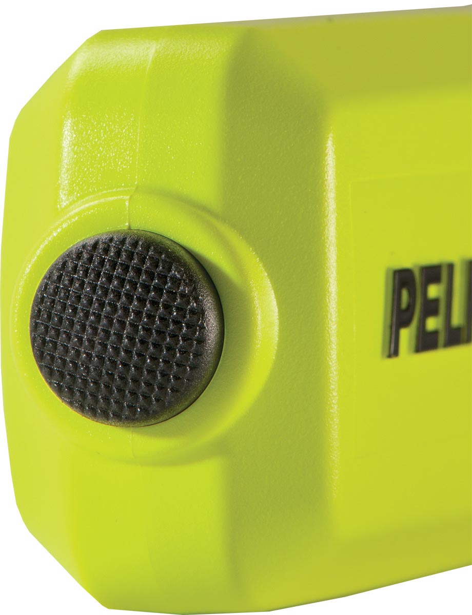 3325 pelican-led-flashlight-photo-luminescent